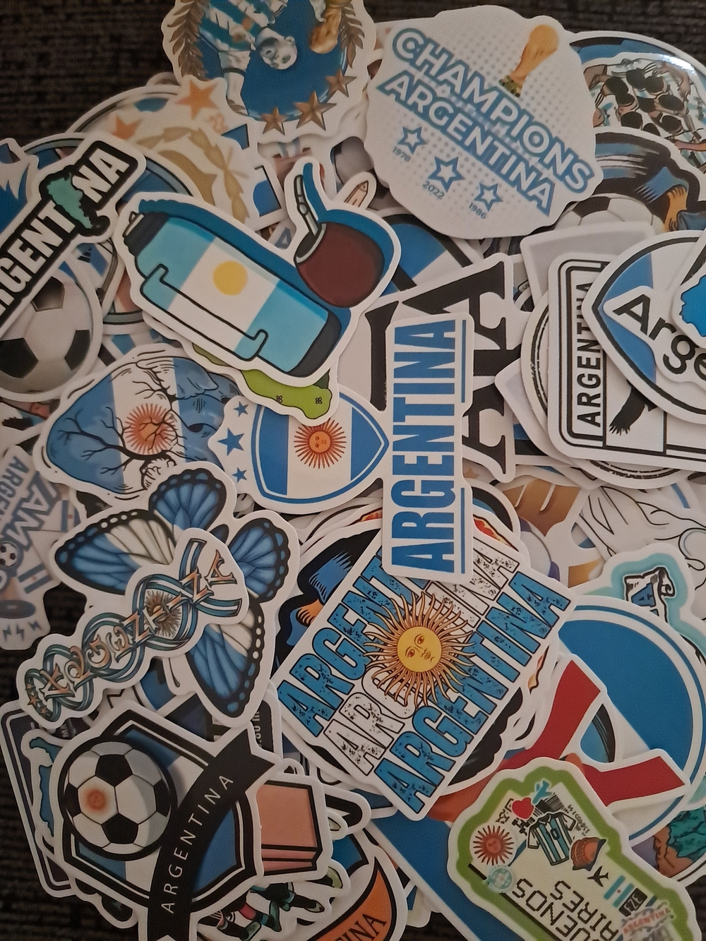 Argentina Soccer Sticker Pack - Blue & White 25 Unit Random